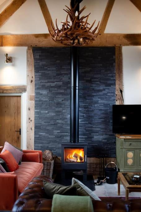 Appartamento The Cart House - Beautiful Contemporary Barn - Hot Tub Bridgnorth Esterno foto