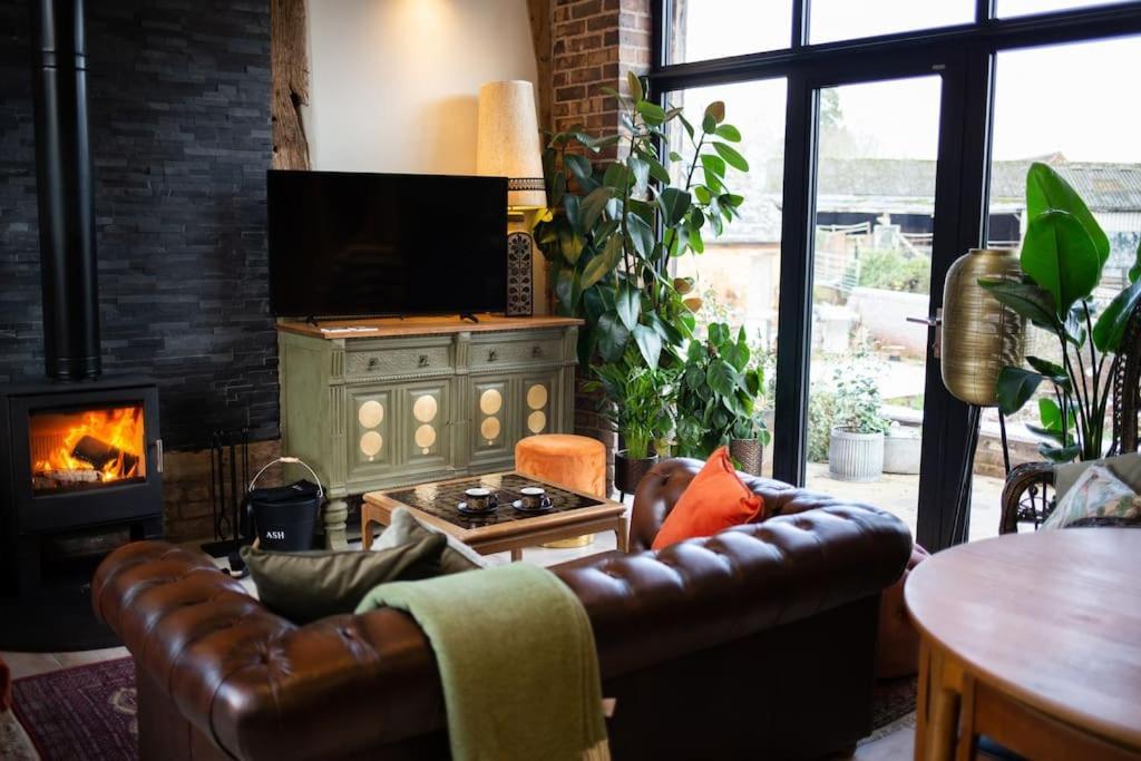Appartamento The Cart House - Beautiful Contemporary Barn - Hot Tub Bridgnorth Esterno foto