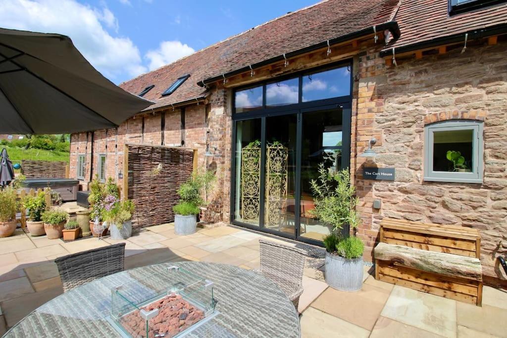 Appartamento The Cart House - Beautiful Contemporary Barn - Hot Tub Bridgnorth Esterno foto
